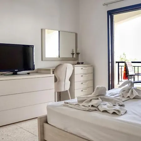 H&o Royal Lovely Apartment! * Paphos
