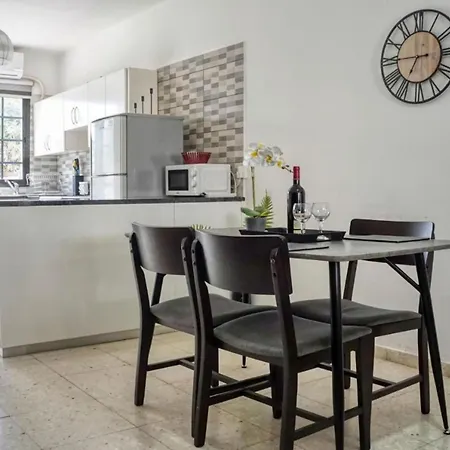 Διαμέρισμα H&o Royal Lovely Apartment! Πάφος